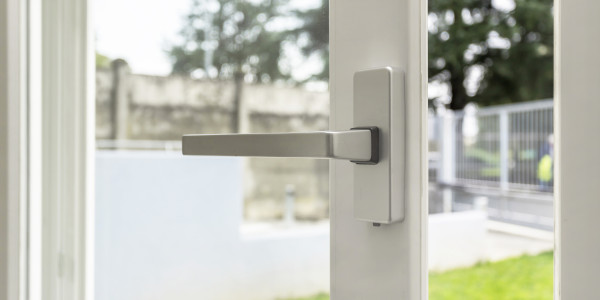 Carpintería Metálica de Aluminio / PVC Madrid · Aislamientos Acústicos