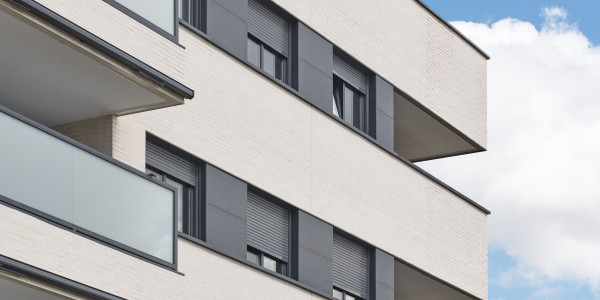 Puertas y Ventanas de Aluminio / PVC a medida Madrid · Fabricación e Instalación