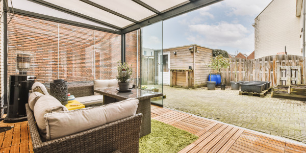 Puertas y Ventanas de Aluminio / PVC a medida Madrid · Cortinas de Cristal