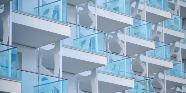 Puertas y Ventanas Seguridad de Aluminio / PVC · Balconeras